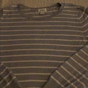 Old navy sweater
